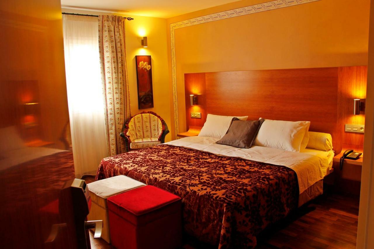 Hotel Boutique Villa Erina By Bossh Hotels - Adults Recommended Manilva Exterior foto
